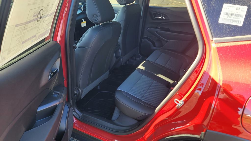 New 2026 Chevrolet Trax LT image 25