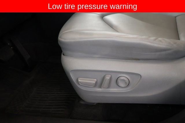 Used 2023 Toyota Highlander XLE image 15