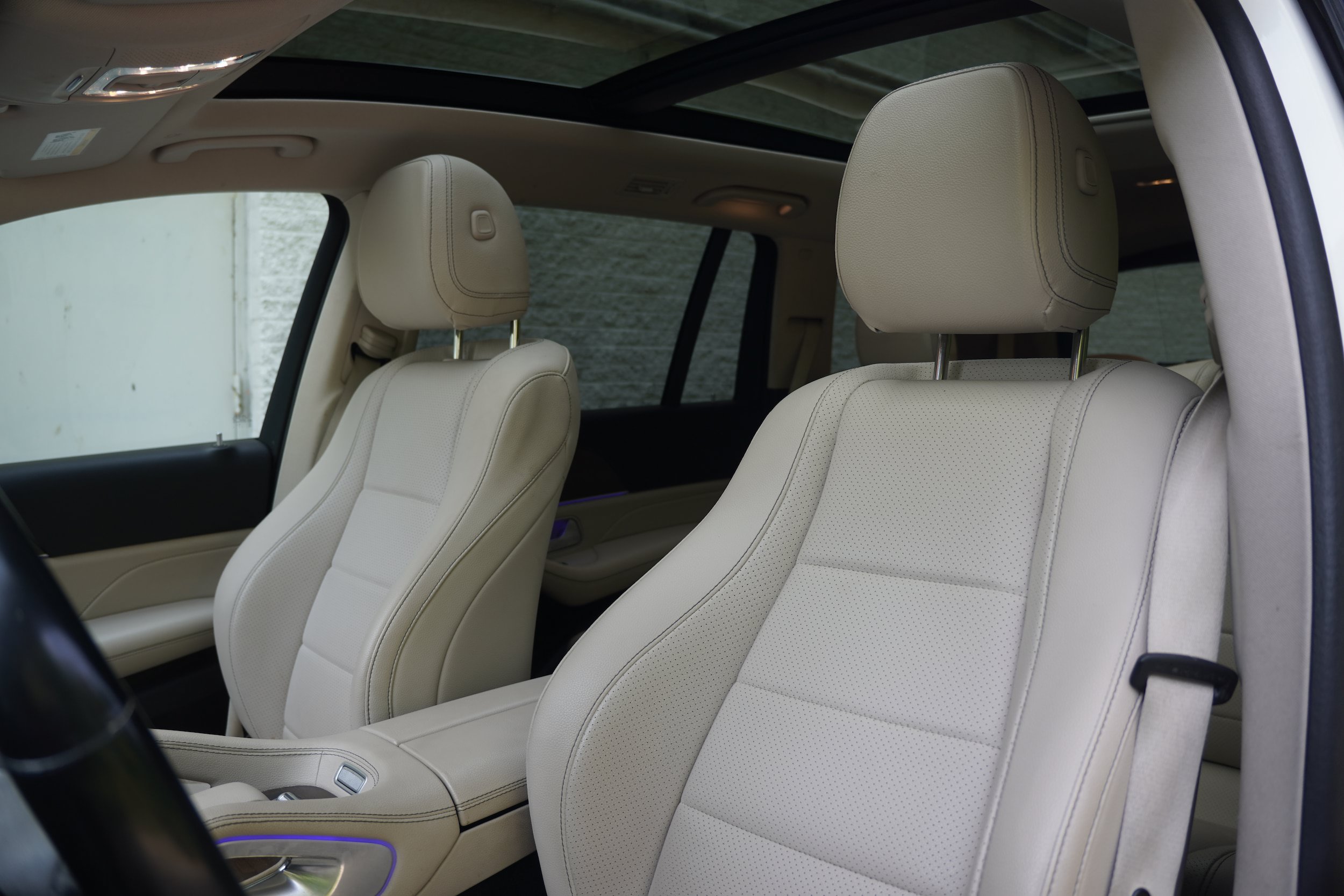 Used 2021 Mercedes-Benz GLS 450 4MATIC image 15
