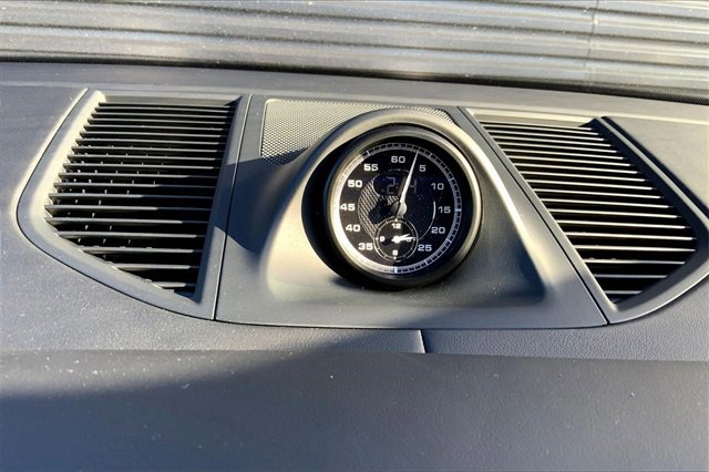 New 2026 Porsche Macan image 28