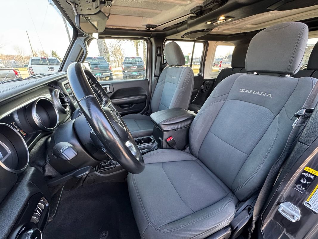 Used 2021 Jeep Wrangler Unlimited Sahara image 23