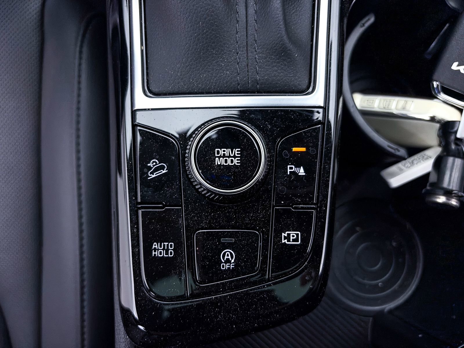 Used 2025 Kia Sportage EX w/ Premium Package image 27