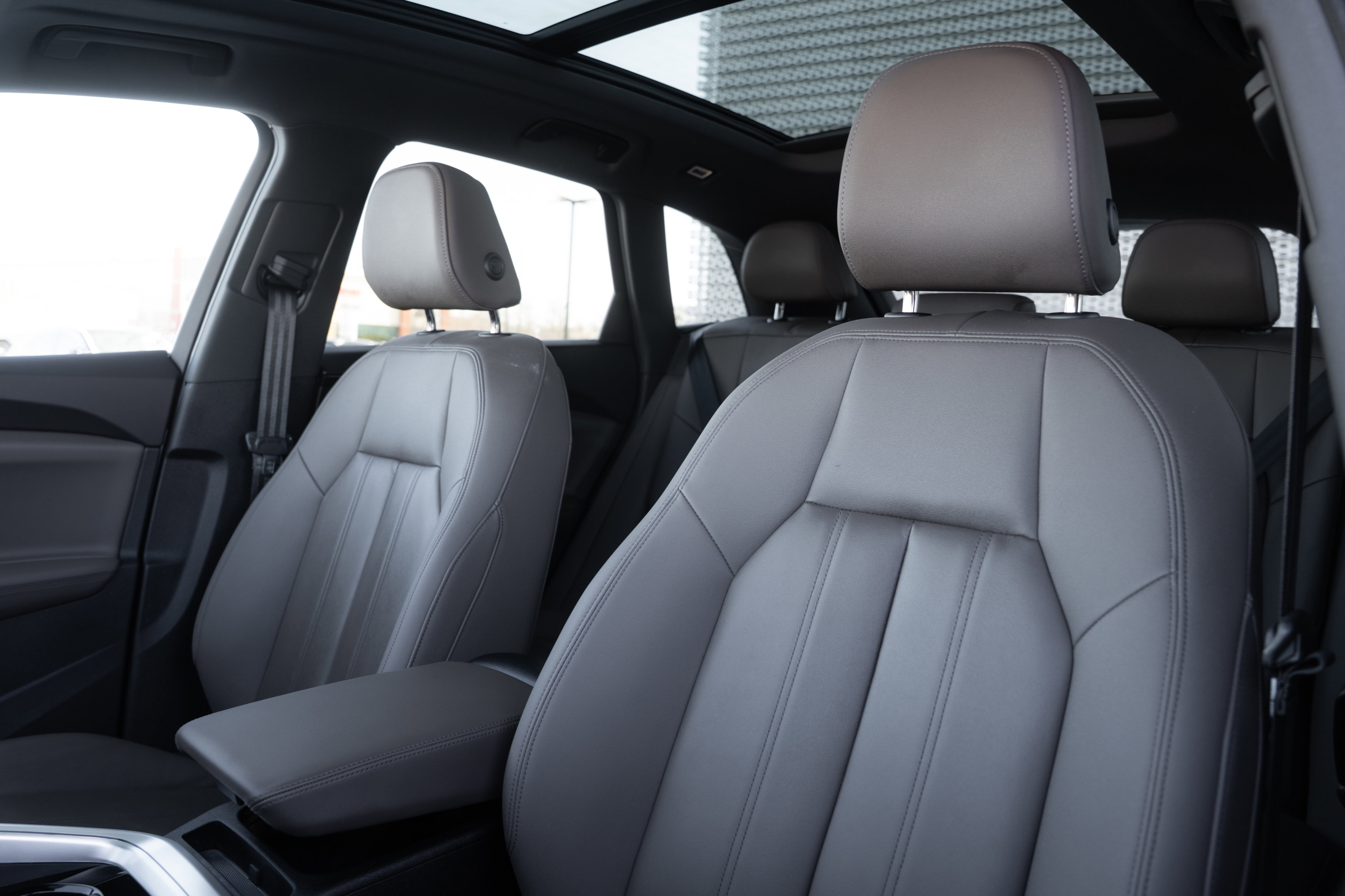 Certified 2025 Audi Q5 Premium Plus w/ Premium Plus image 24