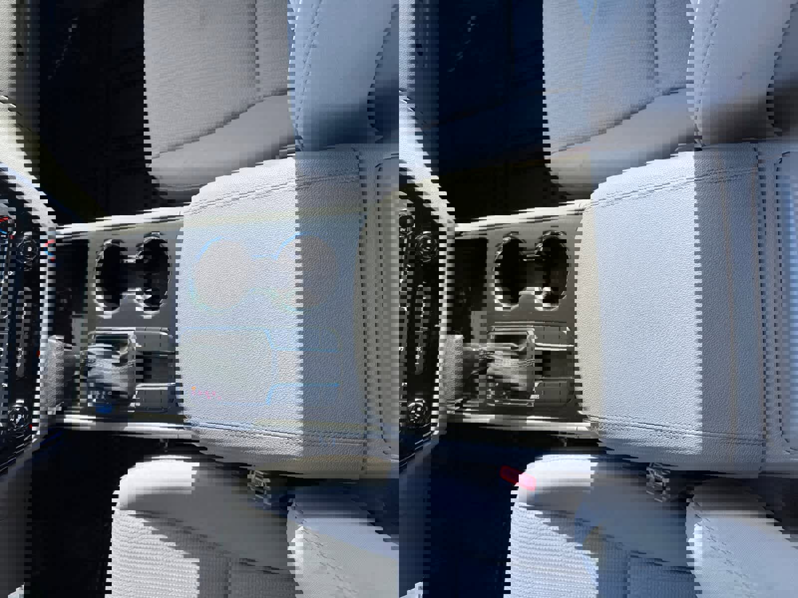 Used 2021 Kia Sedona LX FWD image 17