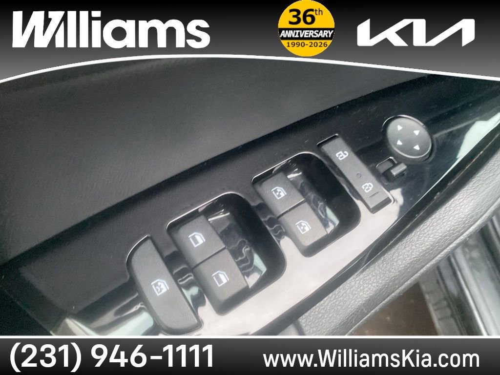 Used 2023 Kia Sportage X-Line w/ X-Line Premium Package image 19