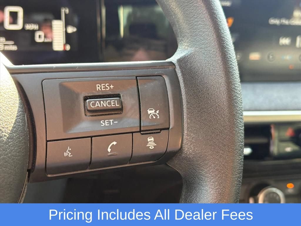 Certified 2025 Nissan Kicks SV AWD/4WD image 16