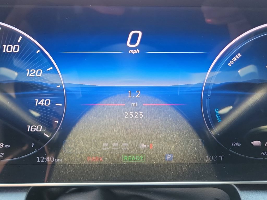Used 2025 Mercedes-Benz GLC 350e 4MATIC image 33