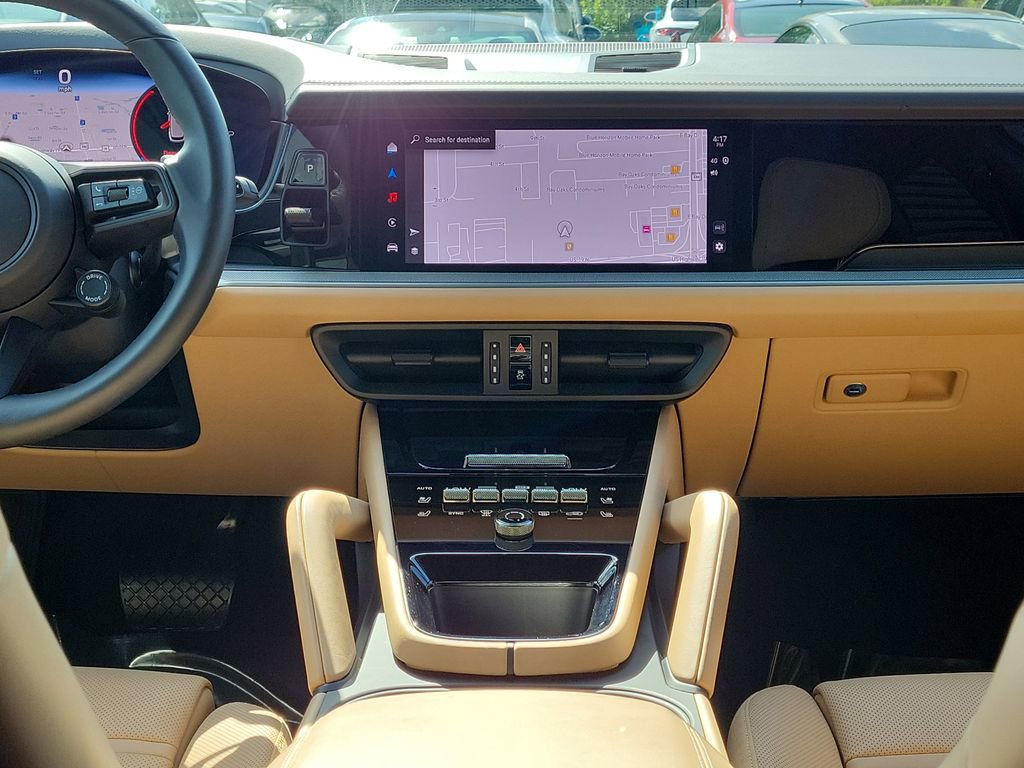 Certified 2025 Porsche Cayenne image 22