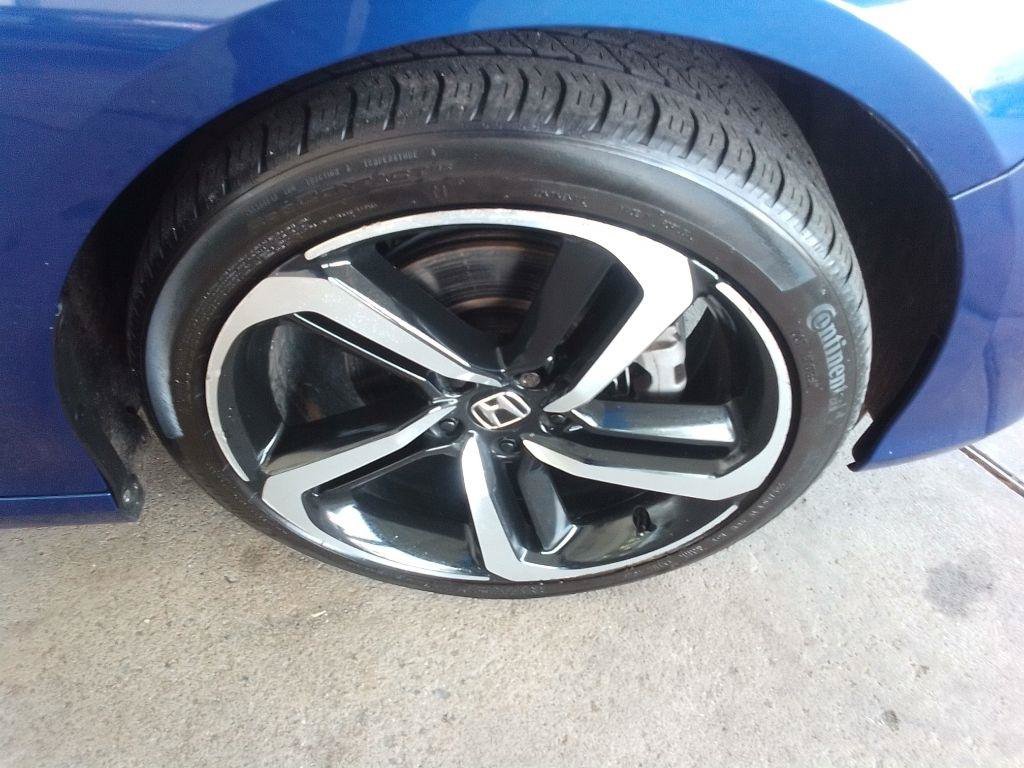 Used 2018 Honda Accord Sport image 27