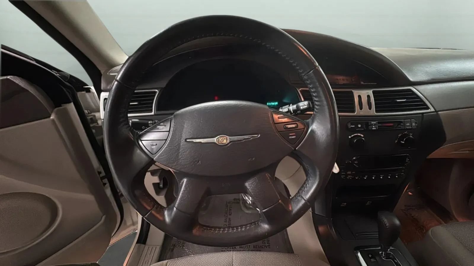 Used 2005 Chrysler Pacifica 2WD image 20