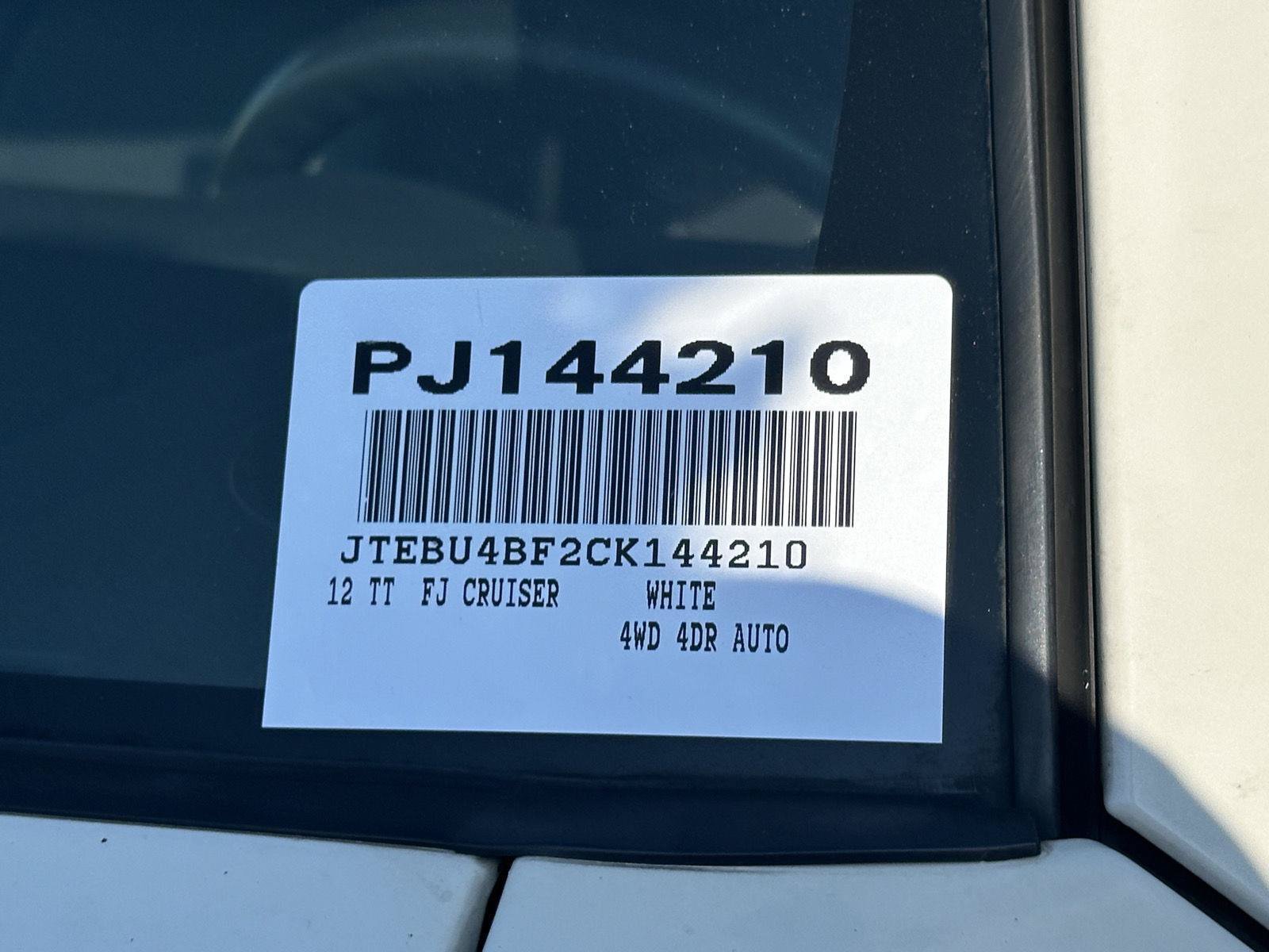 Used 2012 Toyota FJ Cruiser 4WD w/ Upgrade Pkg image 35