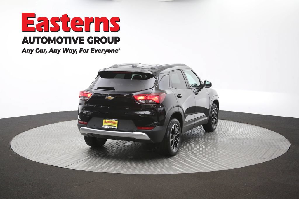 Used 2026 Chevrolet TrailBlazer LT w/ LT Cold Weather Package AWD/4WD image 39