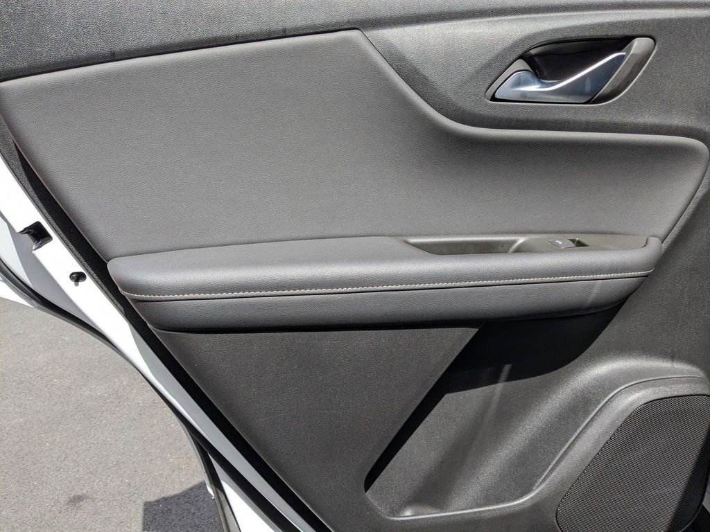 Used 2025 Chevrolet Blazer LT image 26