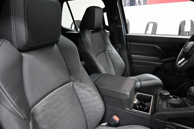 New 2025 Toyota 4Runner TRD Off-Road Premium image 9