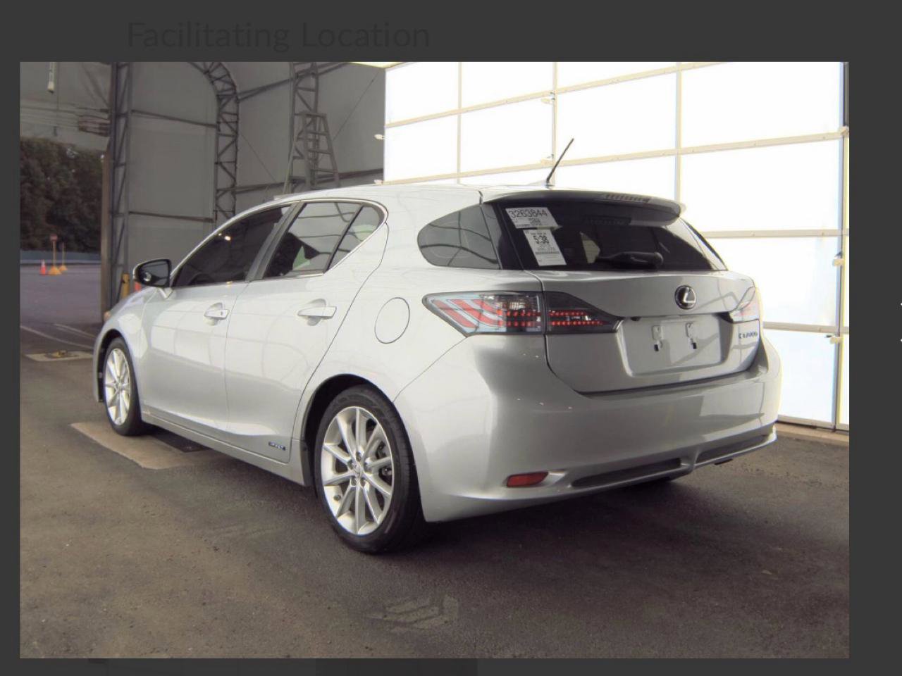 Used 2013 Lexus CT 200h w/ Premium Pkg w/Backup Camera FWD image 3