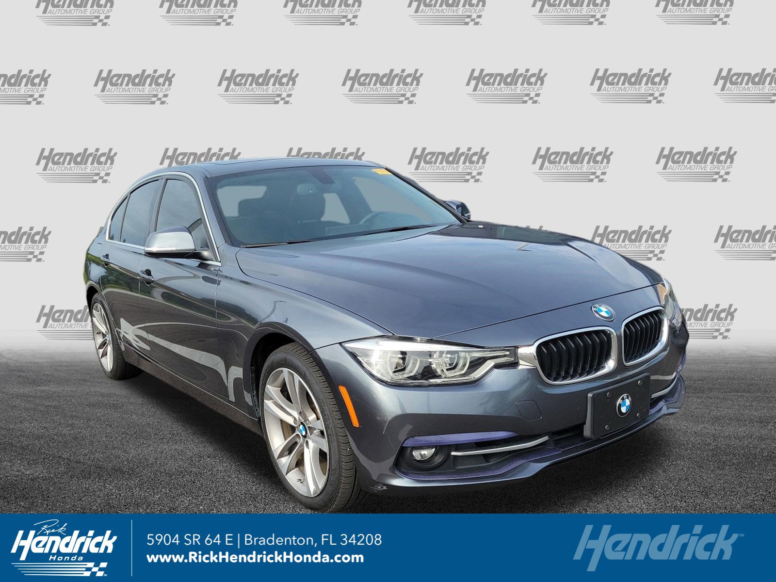 Used 2018 BMW 330i xDrive Sedan AWD/4WD image 1