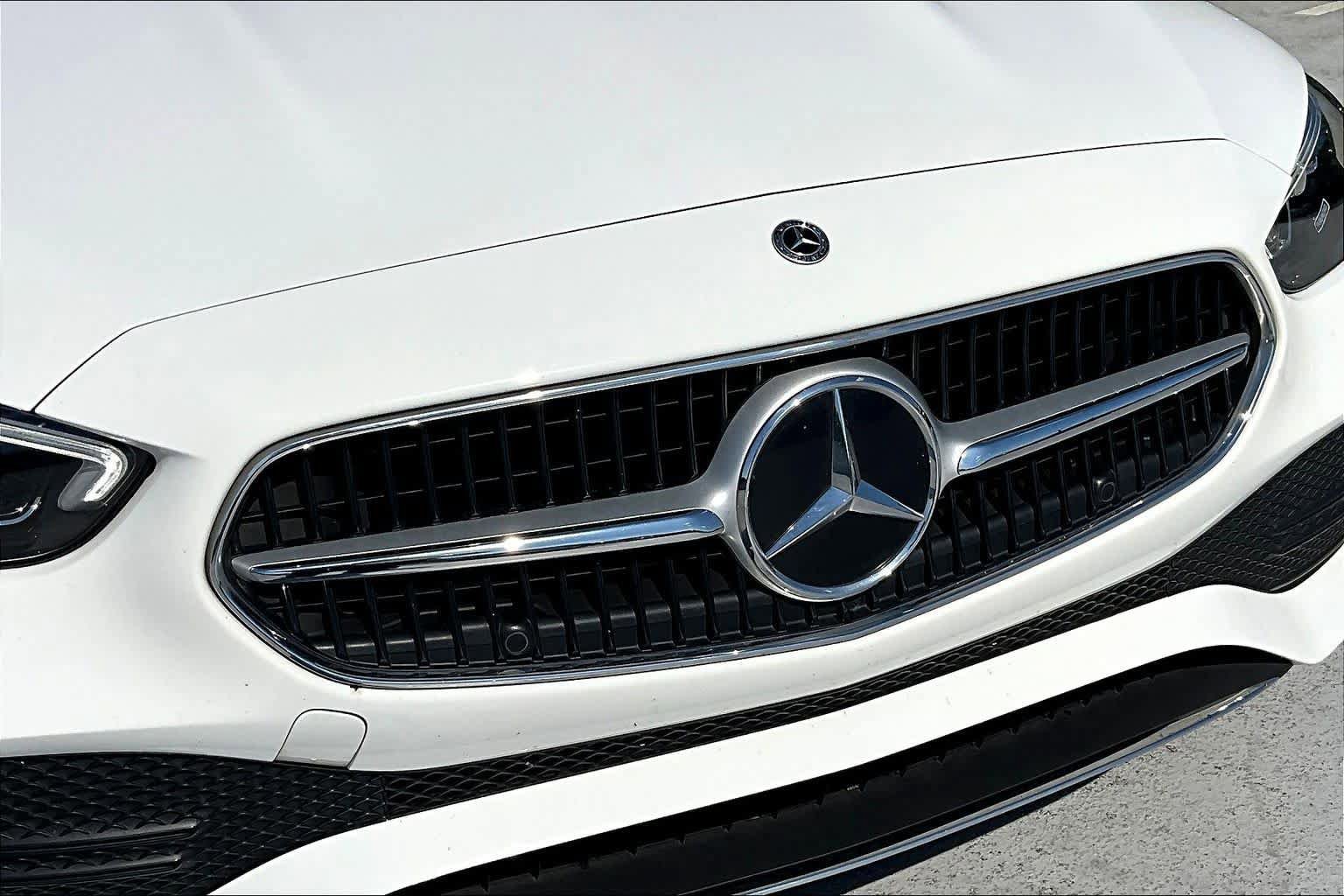 Used 2024 Mercedes-Benz C 300 Sedan image 29