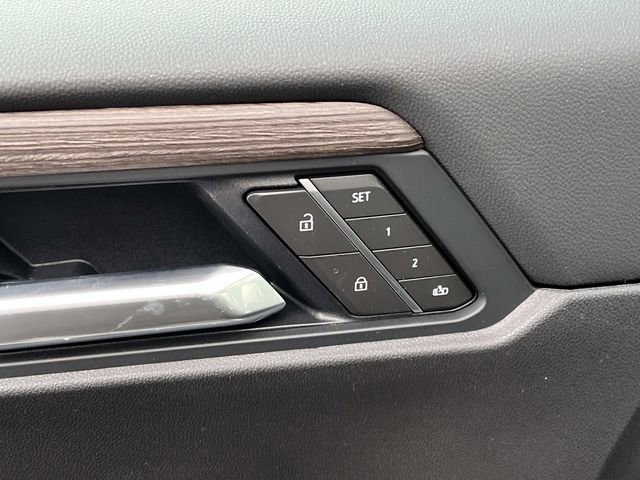 New 2026 GMC Acadia Denali w/ Super Cruise Package image 18