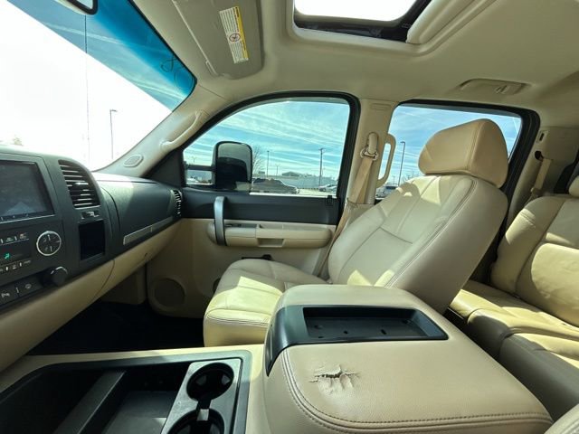 Used 2008 Chevrolet Silverado 2500 LT w/ 2LT Convenience Package image 48