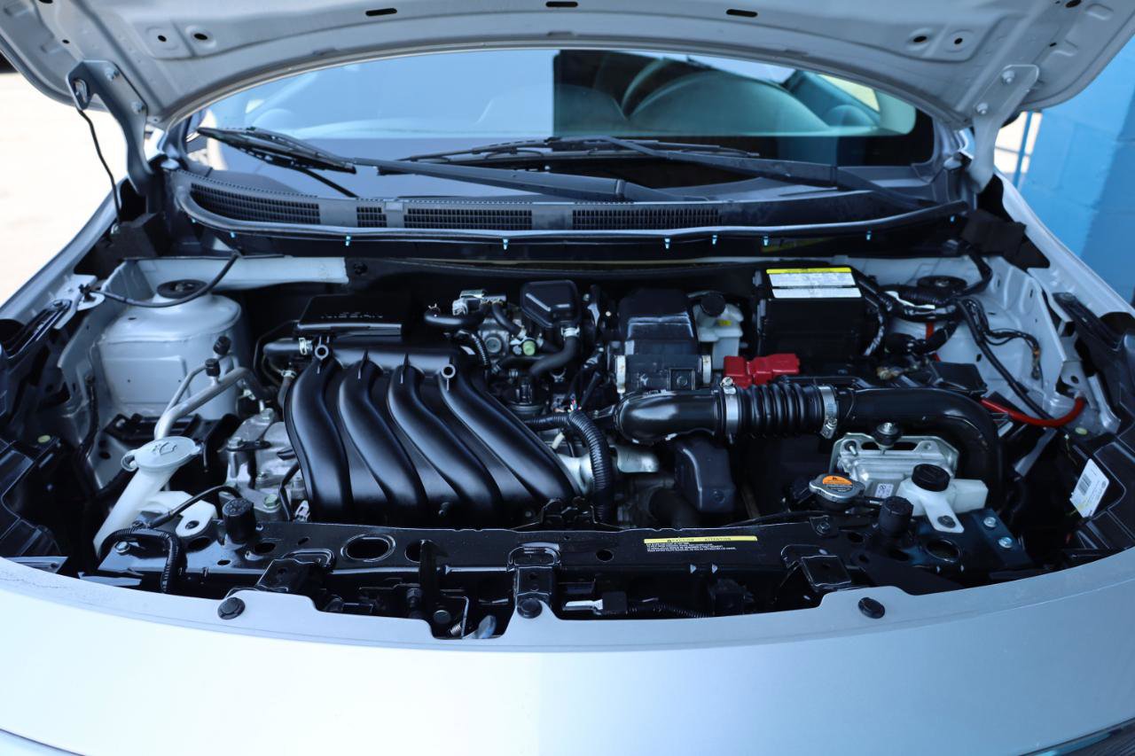 Used 2018 Nissan Versa S Plus FWD image 13