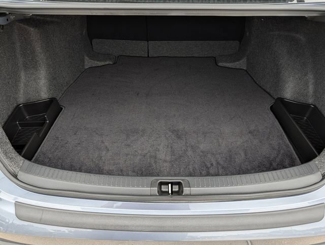 Used 2025 Toyota Corolla SE image 26