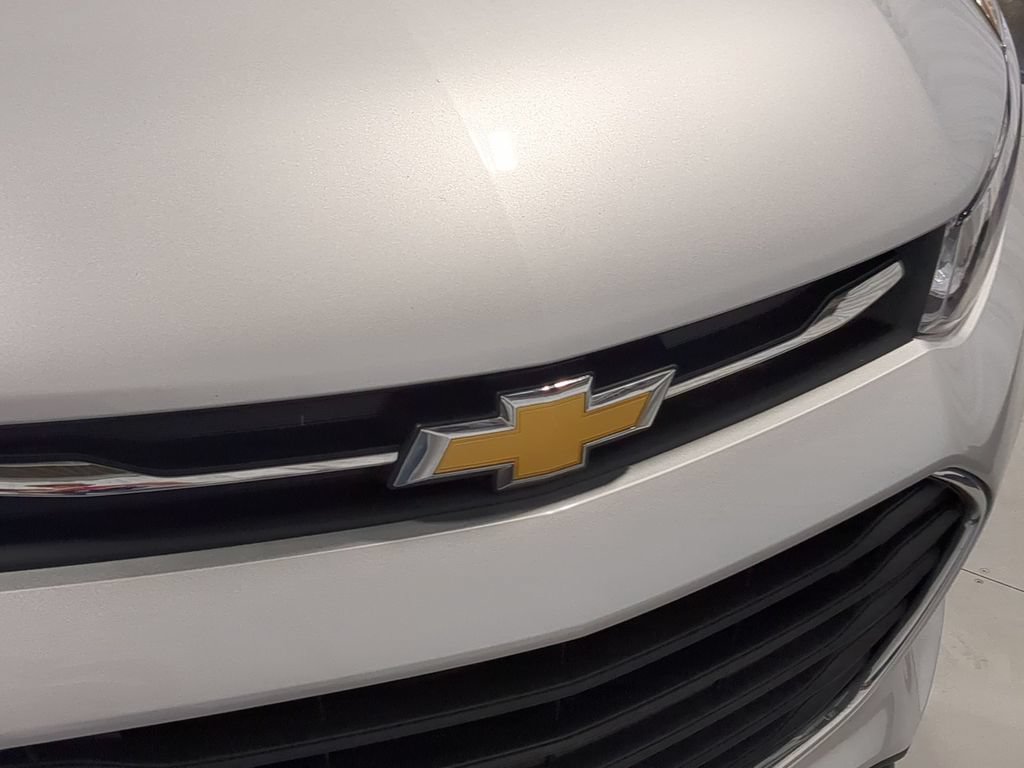 Used 2020 Chevrolet Trax LS w/ Tint and Cruise Package FWD image 15