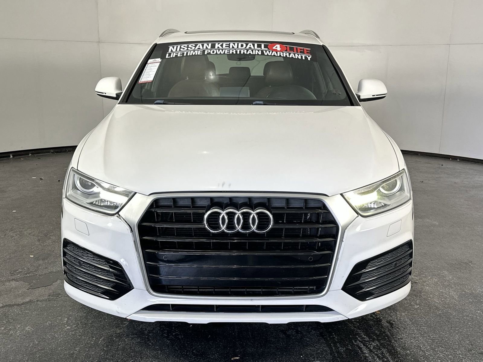 Used 2018 Audi Q3 2.0T Premium w/ Convenience Package image 4