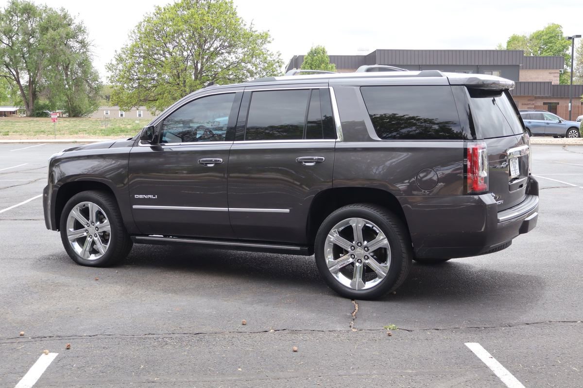 Used 2017 GMC Yukon Denali w/ Open Road Package AWD/4WD image 8