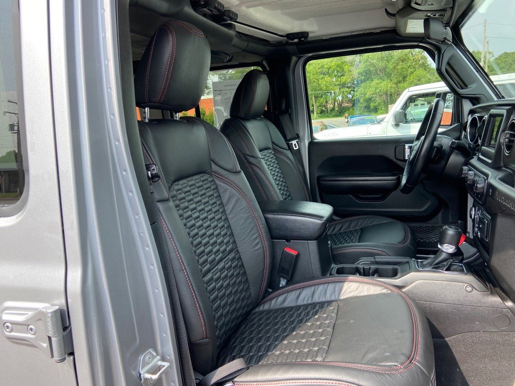 Used 2021 Jeep Wrangler Sport image 22