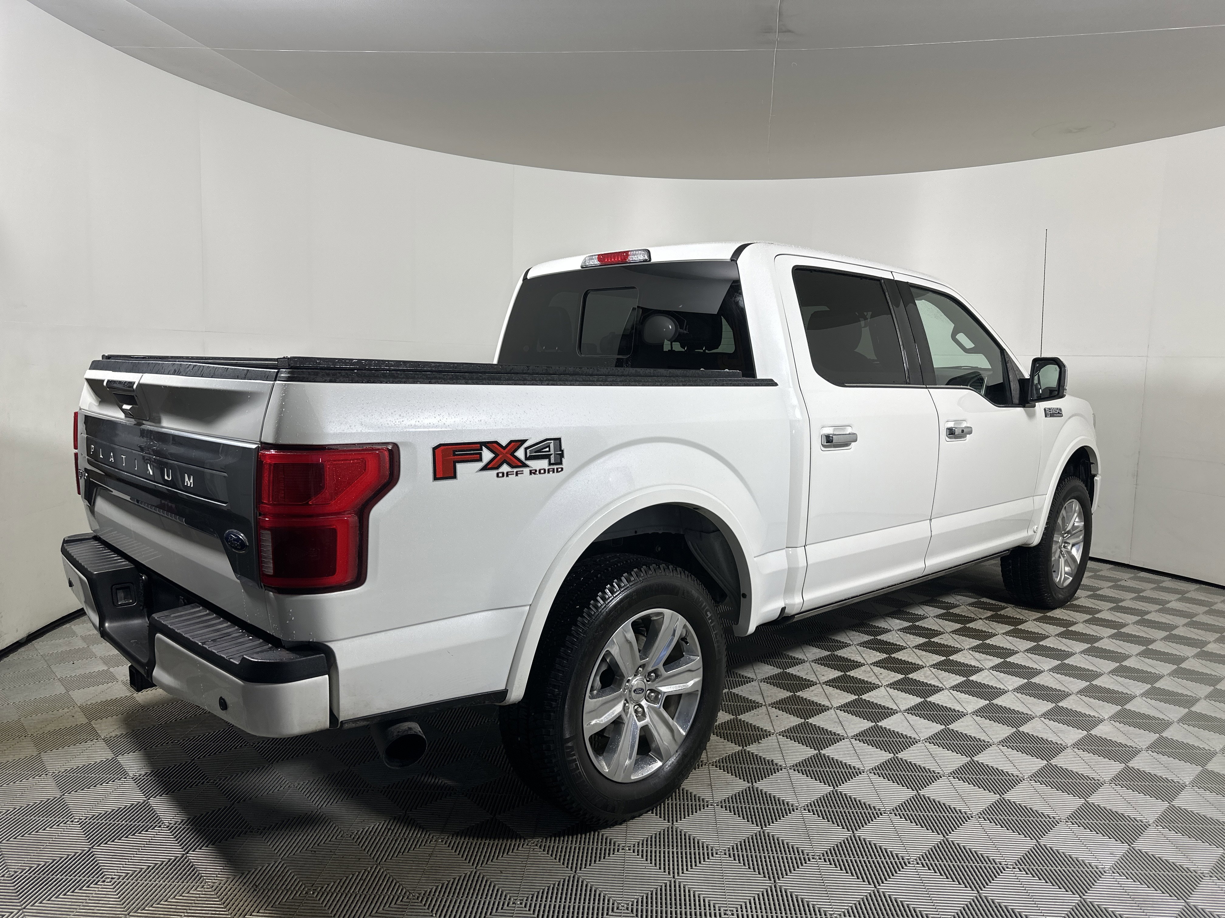 Used 2020 Ford F150 Platinum w/ Equipment Group 701A Luxury image 7