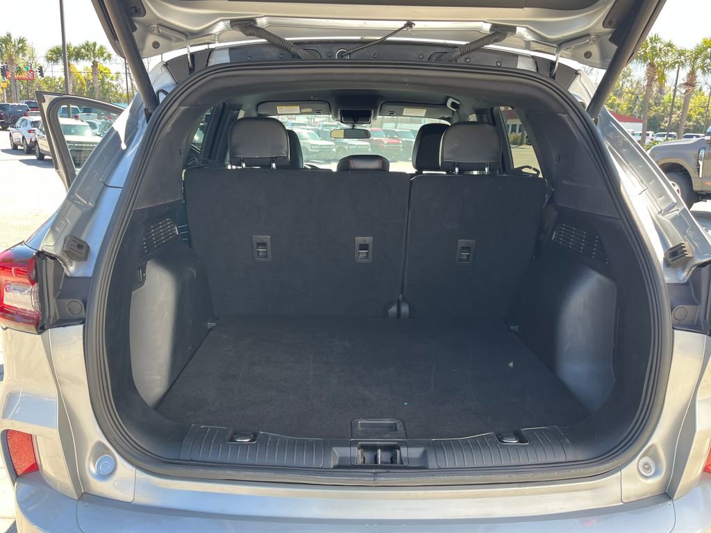 Used 2023 Ford Escape ST-Line image 13