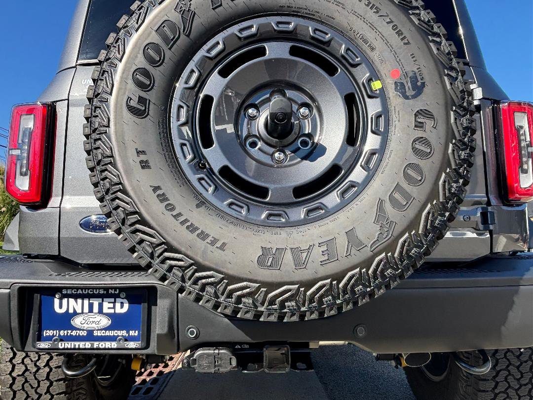 New 2025 Ford Bronco Badlands image 10