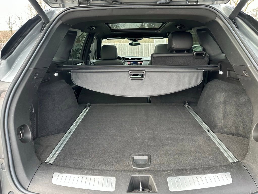 Used 2024 Cadillac XT5 Premium Luxury image 34