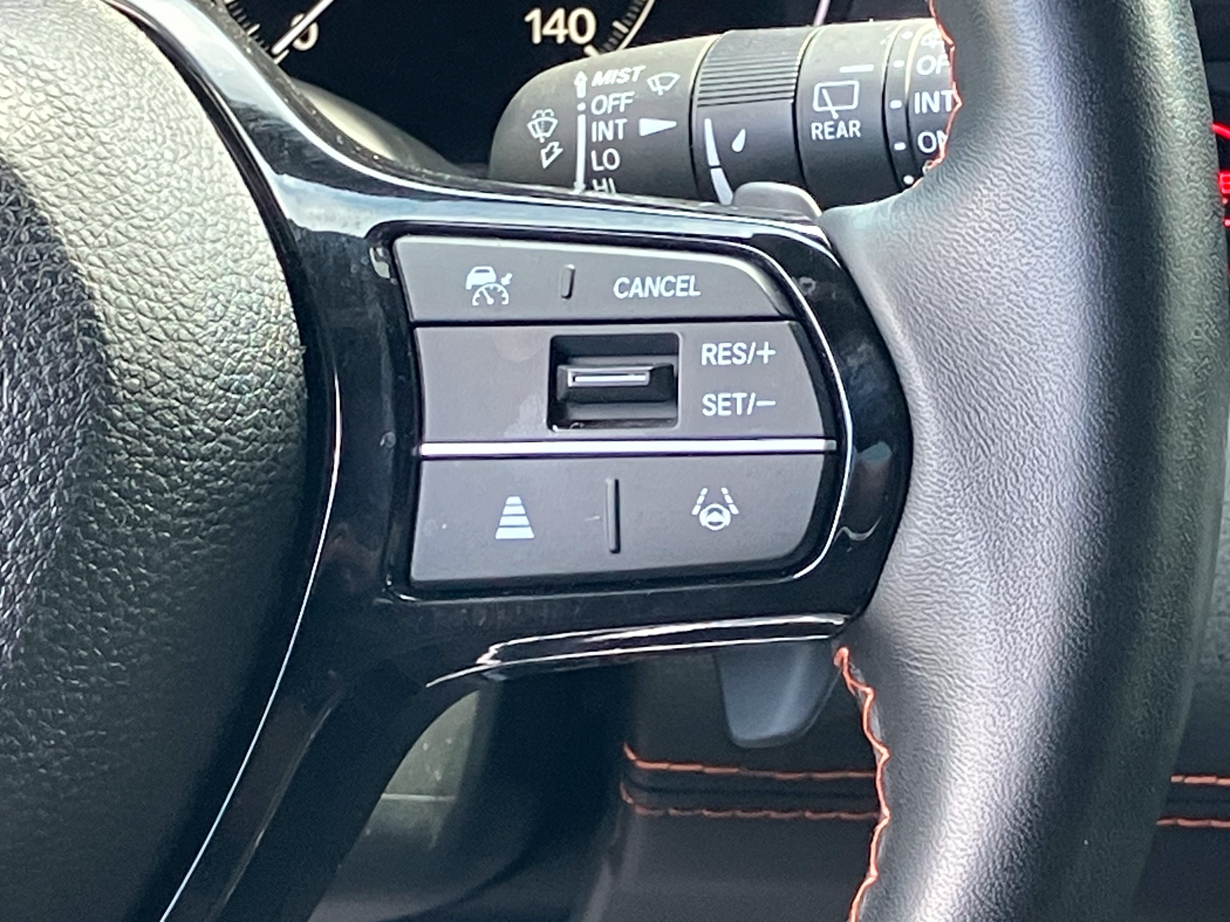 Used 2025 Honda Pilot Sport image 22