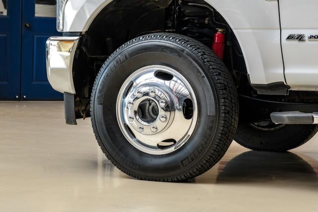 Used 2017 Ford F350 Lariat w/ Lariat Value Package image 59