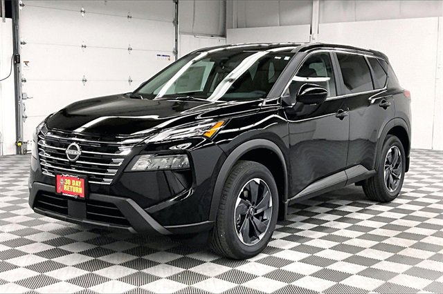 New 2025 Nissan Rogue SV image 2