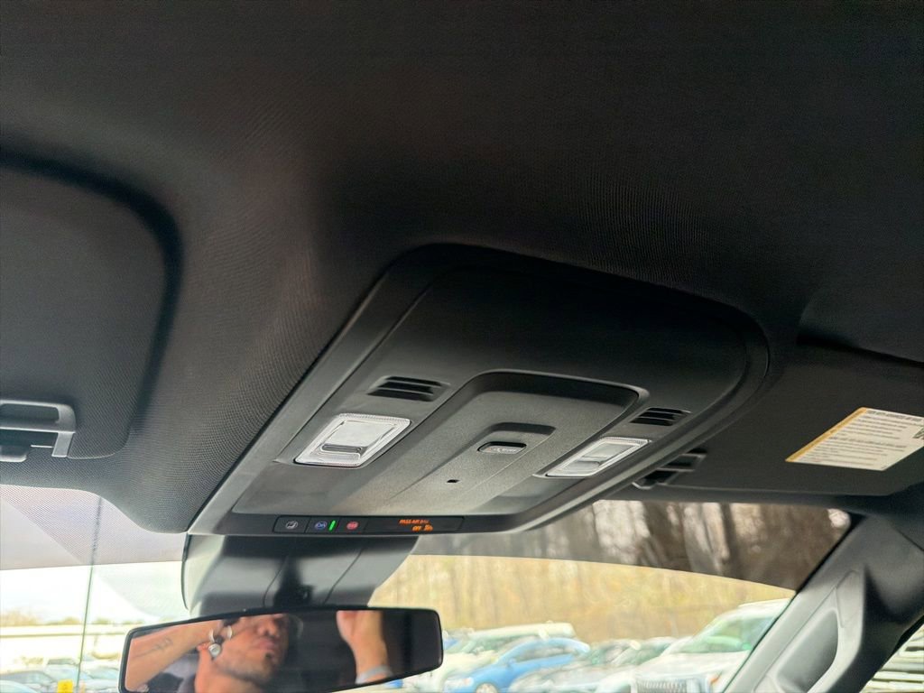 Used 2023 GMC Yukon SLE w/ Max Trailering Package image 21