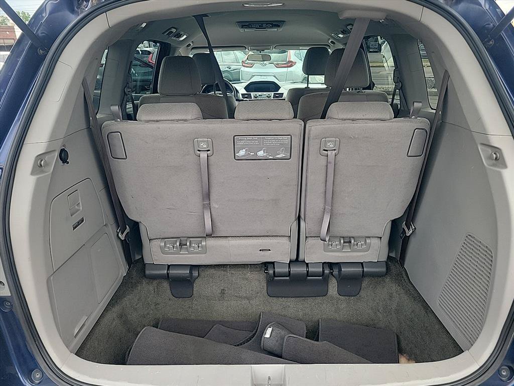 Used 2016 Honda Odyssey SE image 18