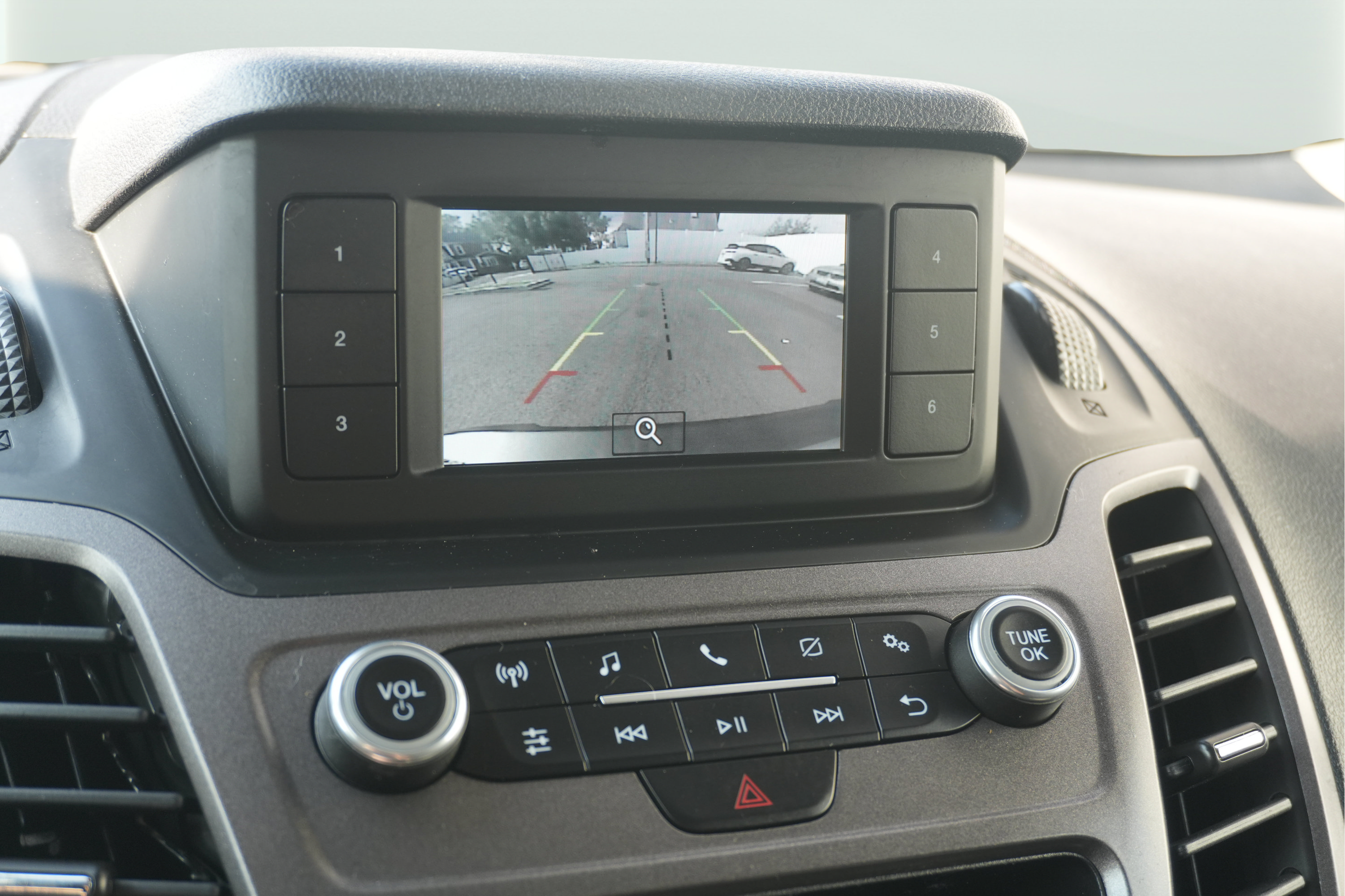 Used 2022 Ford Transit Connect XL FWD image 27