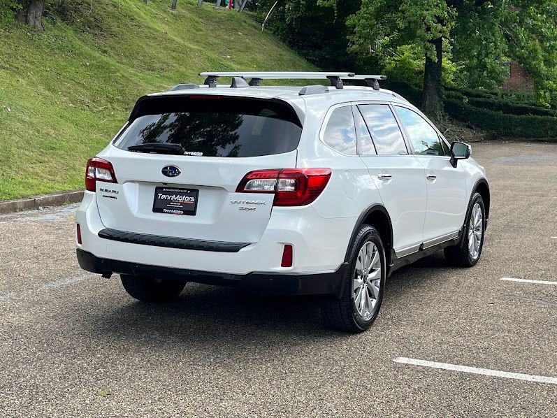 Used 2017 Subaru Outback 3.6R Touring w/ Protection Package #1 AWD/4WD image 21