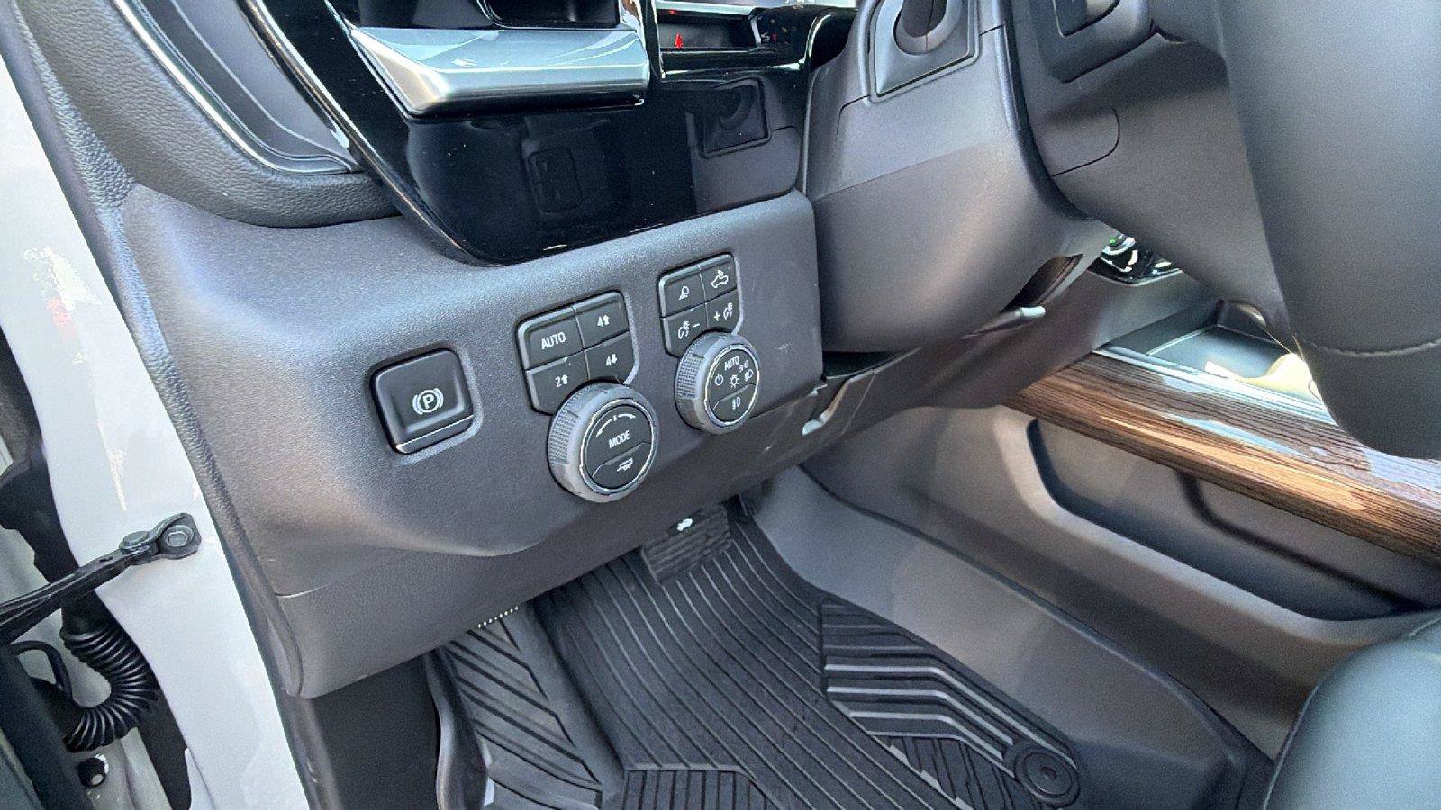 New 2026 Chevrolet Silverado 1500 RST w/ RST All Star Premium Package AWD/4WD image 19