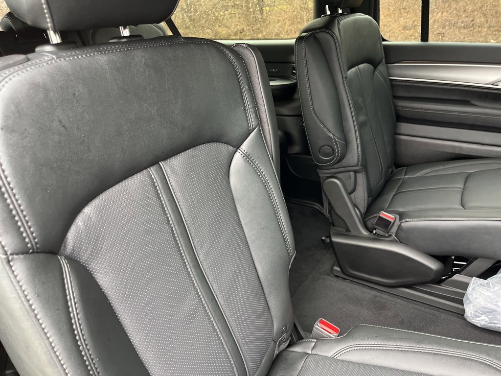 New 2026 Jeep Grand Wagoneer L Limited image 36