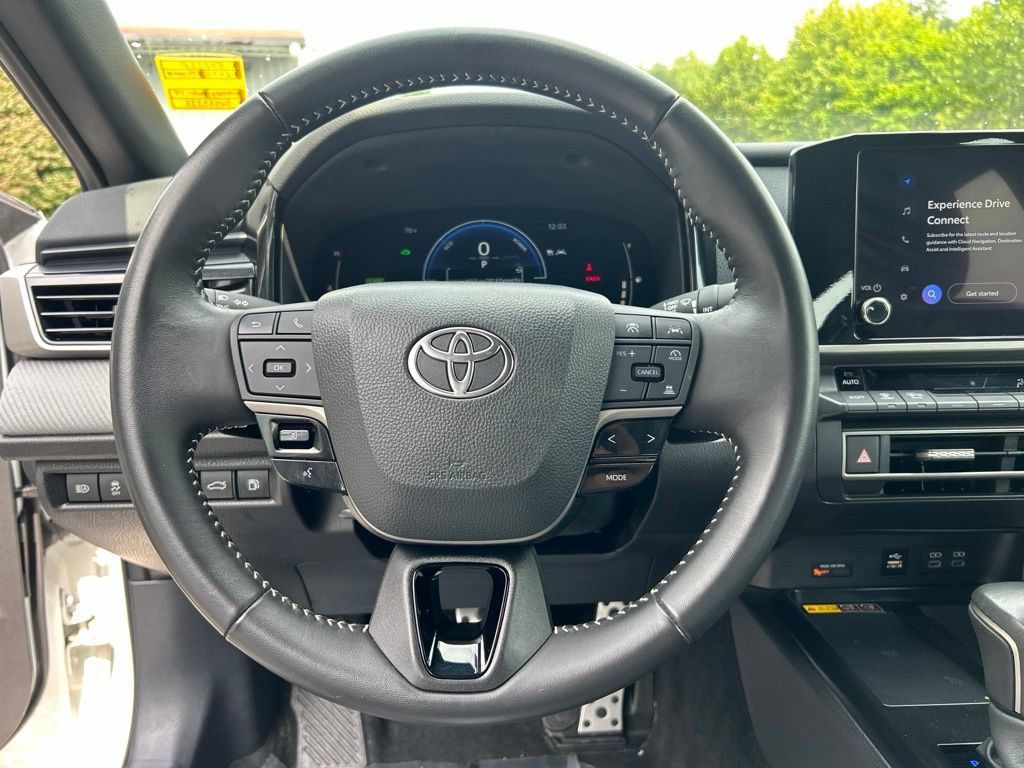 Certified 2025 Toyota Camry SE w/ Convenience Package FWD image 14