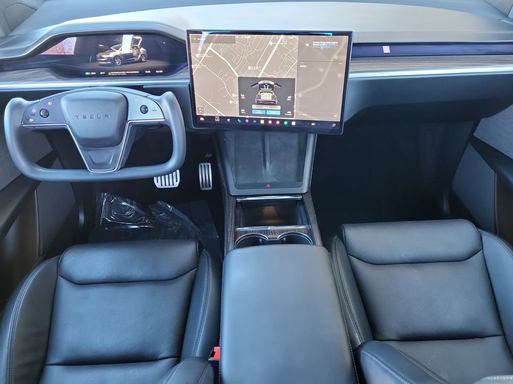 Used 2023 Tesla Model X image 13