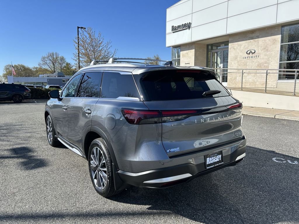 Certified 2026 INFINITI QX60 Luxe w/ Cargo Package AWD/4WD image 6