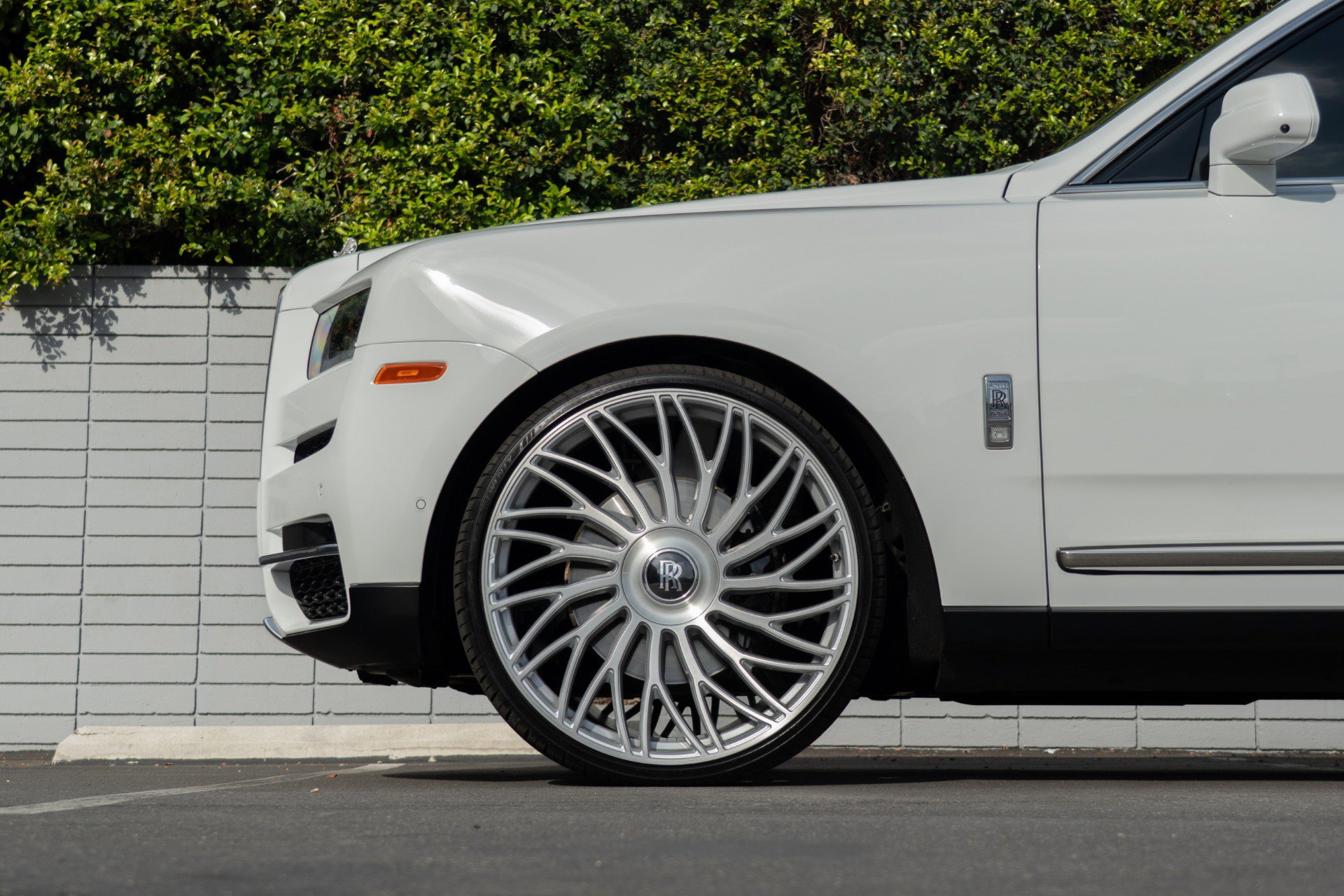 Used 2022 Rolls-Royce Cullinan image 23