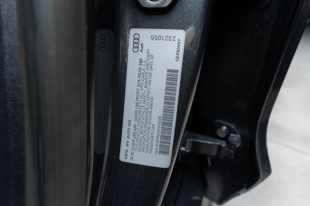 Used 2022 Audi e-tron GT Premium Plus AWD/4WD image 50