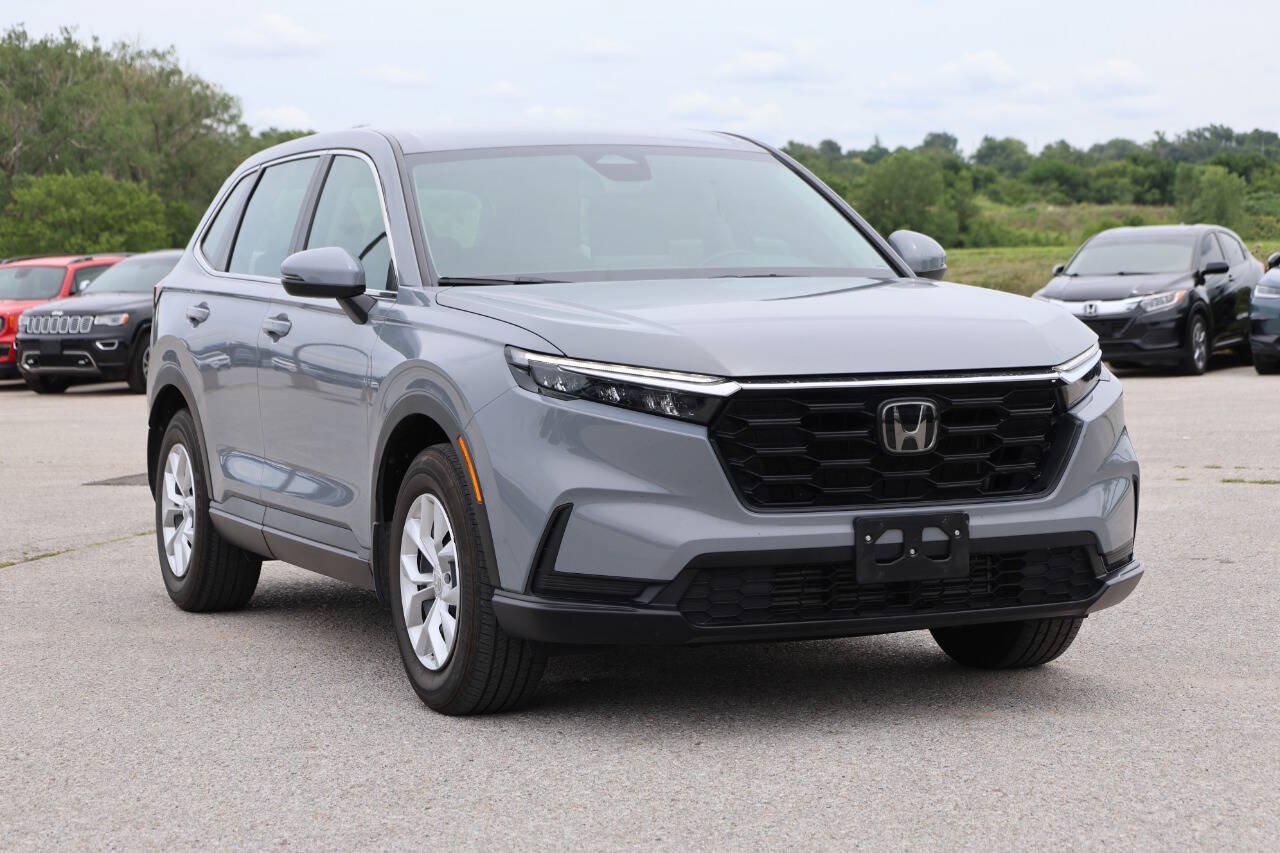 Used 2024 Honda CR-V LX image 4