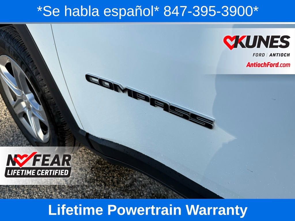 Used 2024 Jeep Compass Latitude image 9