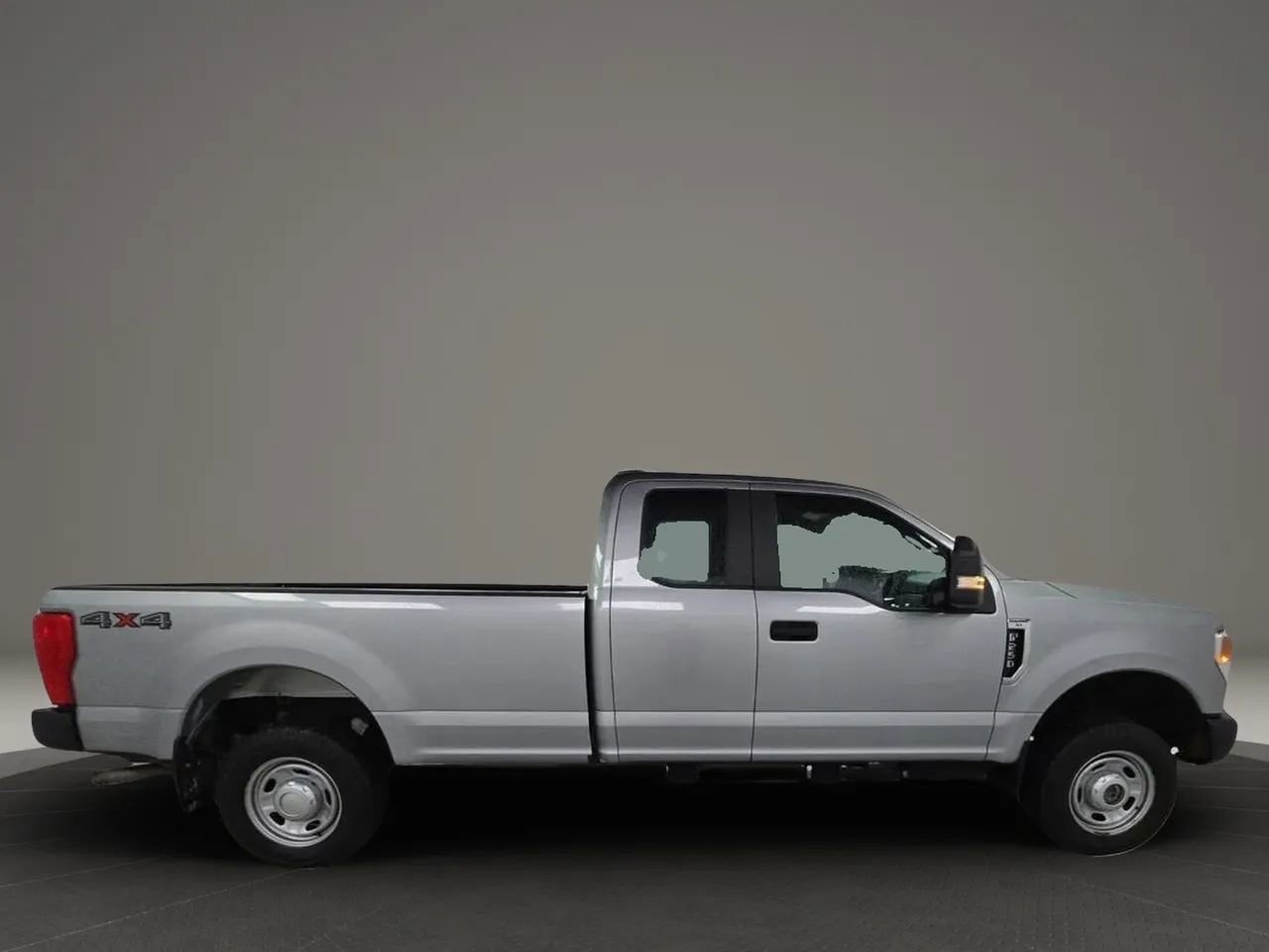 Used 2020 Ford F250 XL w/ Power Equipment Group image 6